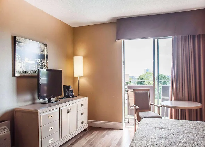 Quality Hotel Fallsview Cascade