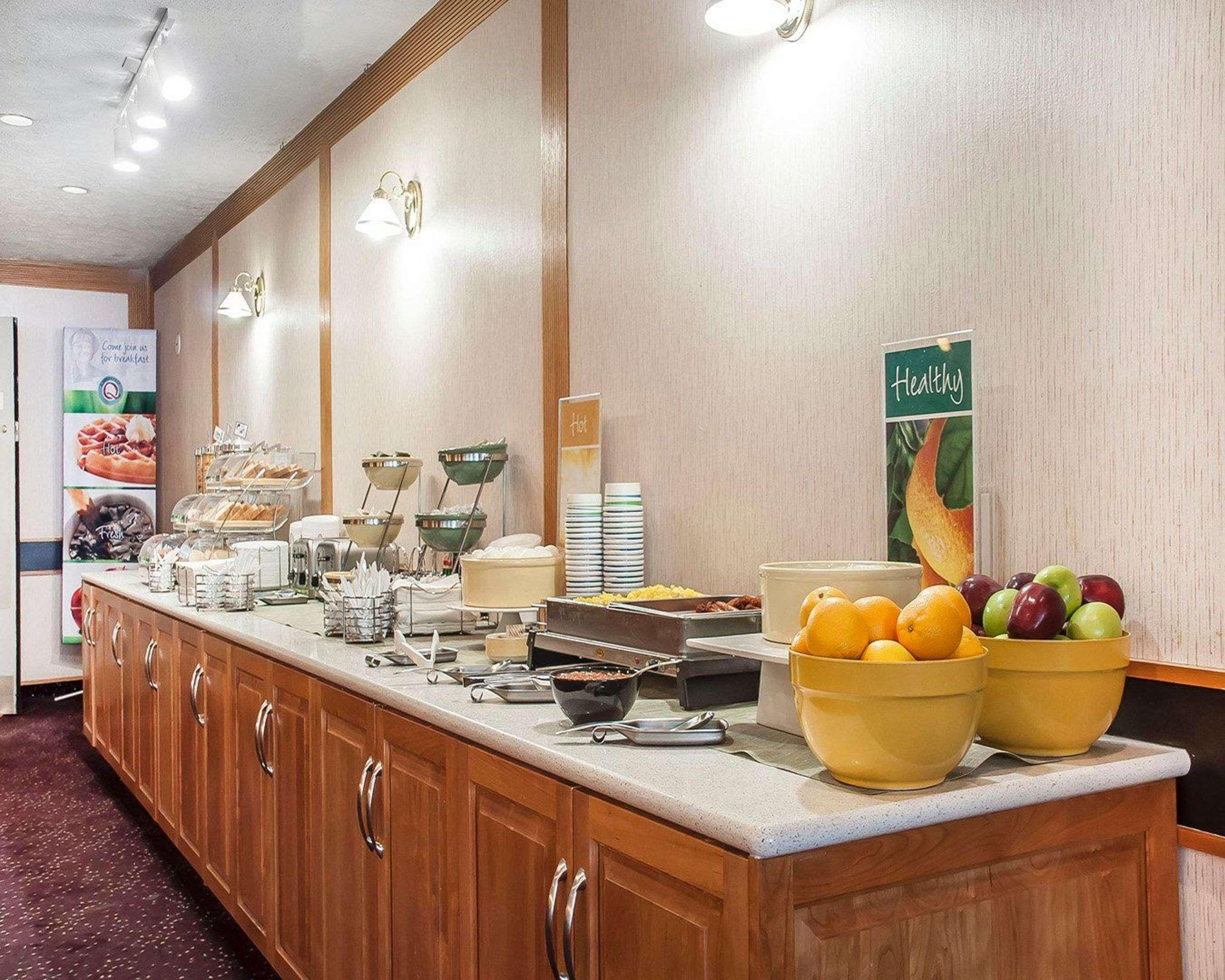 Hotel Quality Fallsview Cascade Niagara Falls