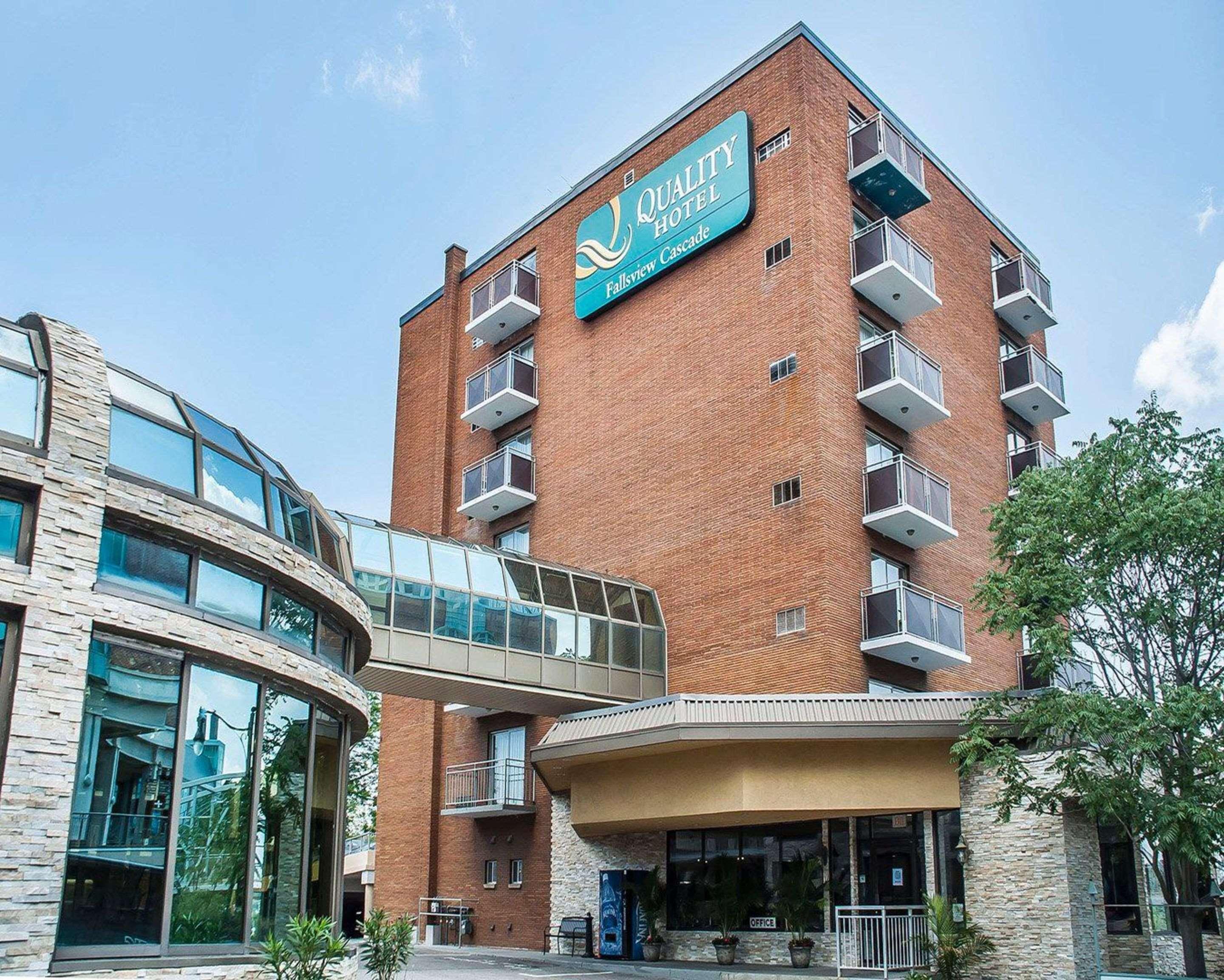 Quality Fallsview Cascade Hotel 3*